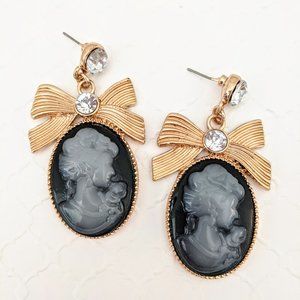 Cameo Lady Earrings Gold Black Bow Victorian New